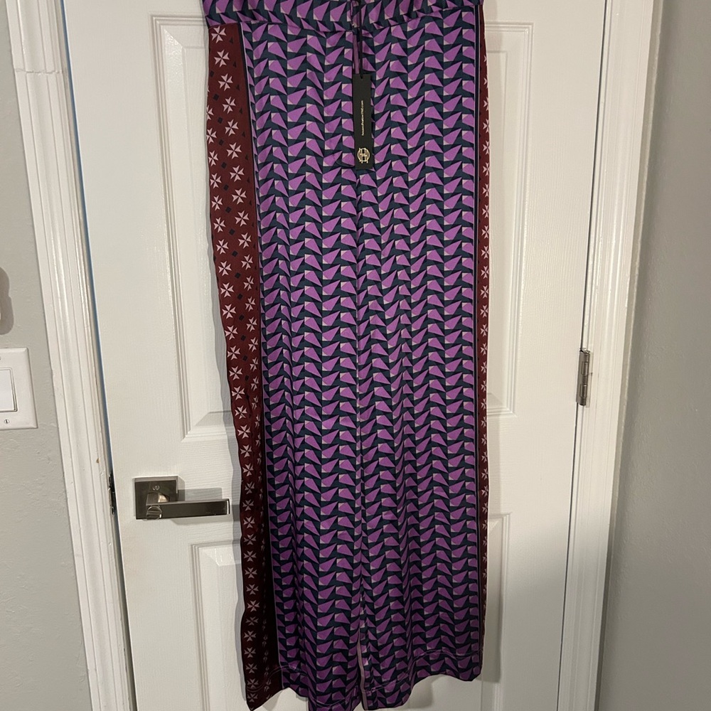 House of Harlow 1960 Geometric Purple and Burgundy beautiful pants - NWT